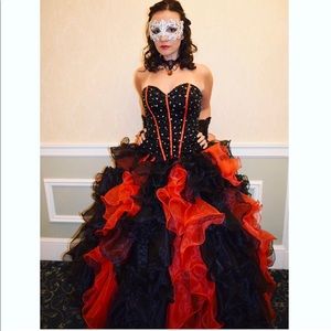 STUNNING Sequin & Ruffle Gown 🌹